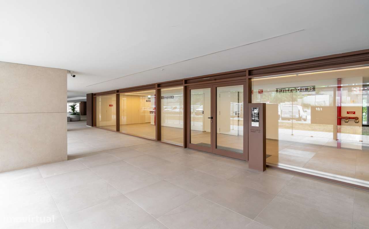T3| 3 suites | 127 m² ABP | Varanda 60 m² | Piscina Privativa Aquecida-18