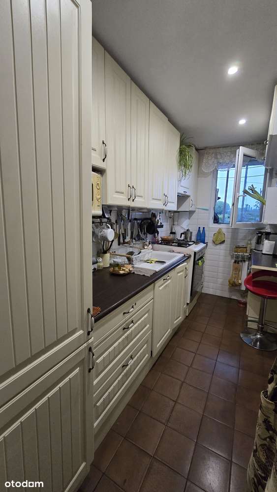 Sprzedam mieszkanie 2 pok. na os. Niepodległości-5