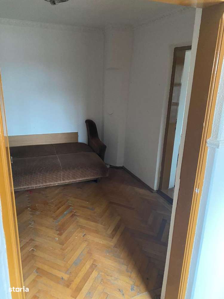 Ofer spre vanzare casa 480MP VOLUNTARI!-5