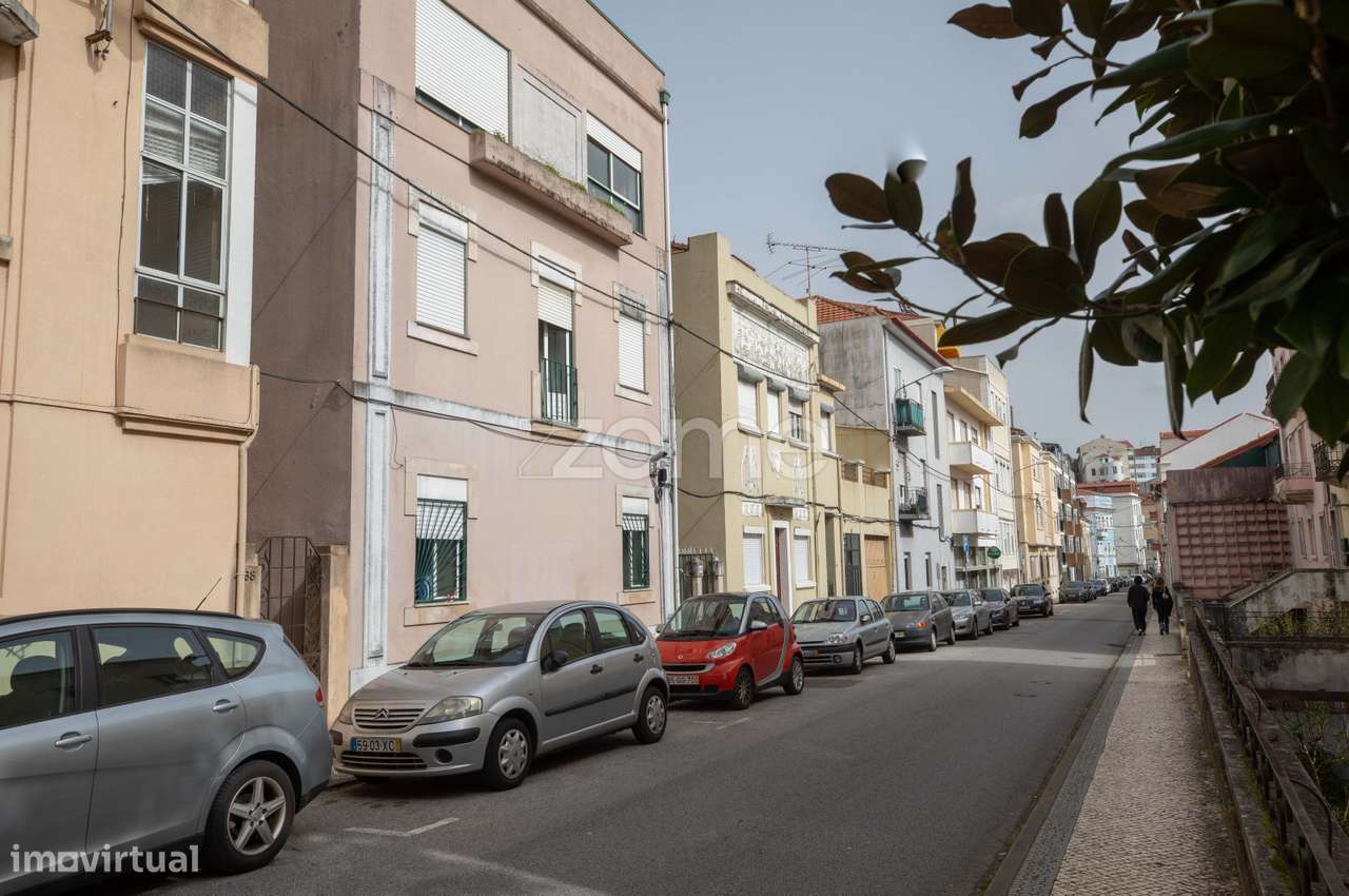 Prédio composto por dois apartamentos | Guerra Junqueiro | Coimbra-50