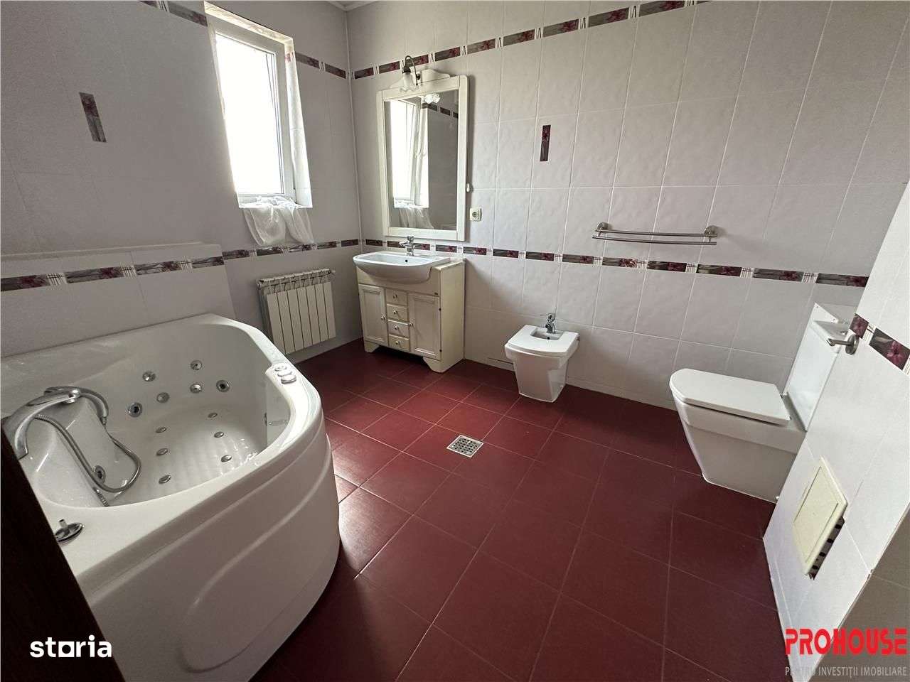 PENTHOUSE - Zona Arena Mall - 294mp-8