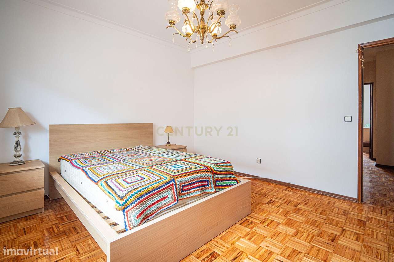 Apartamento T3 com Vista Cidade em Alverca Do Ribatejo .-15