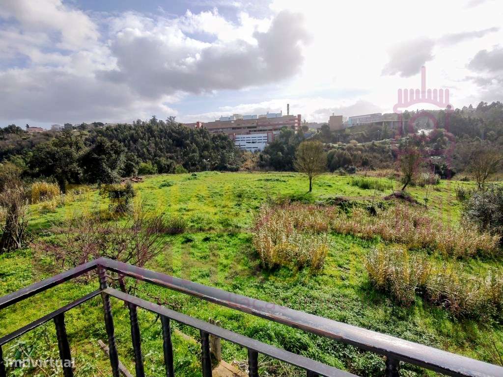 Andar de moradia M4 mobilado ou não. Coimbra - Grande imagem: 5/16