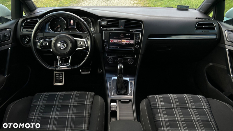 Volkswagen Golf VII 2.0 TDI BMT GTD DSG - 10