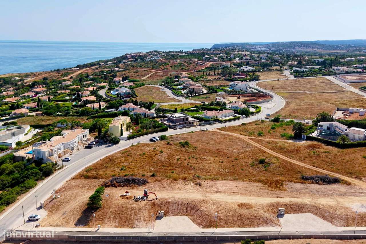 Lote de Sonho na Reserva da Luz-11