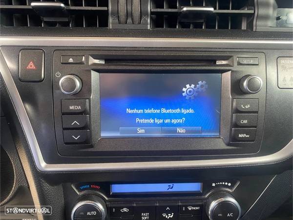 Toyota Auris Touring Sports 1.4 D-4D Comfort+Pack Sport - 38