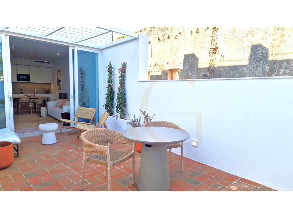 Moradia T3 de luxo no centro de Tavira com piscina e garagem privada-10