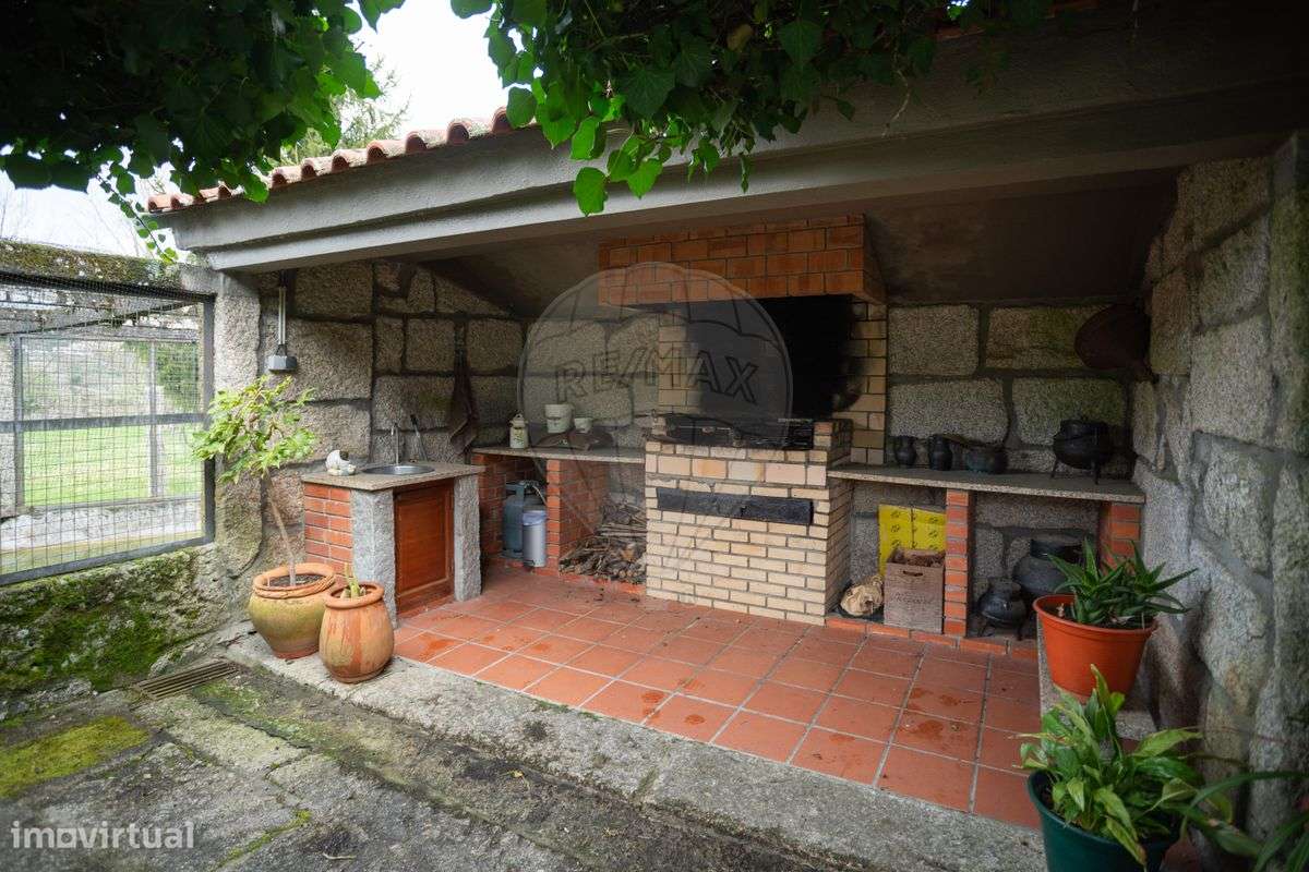 Moradia T7 para venda-26