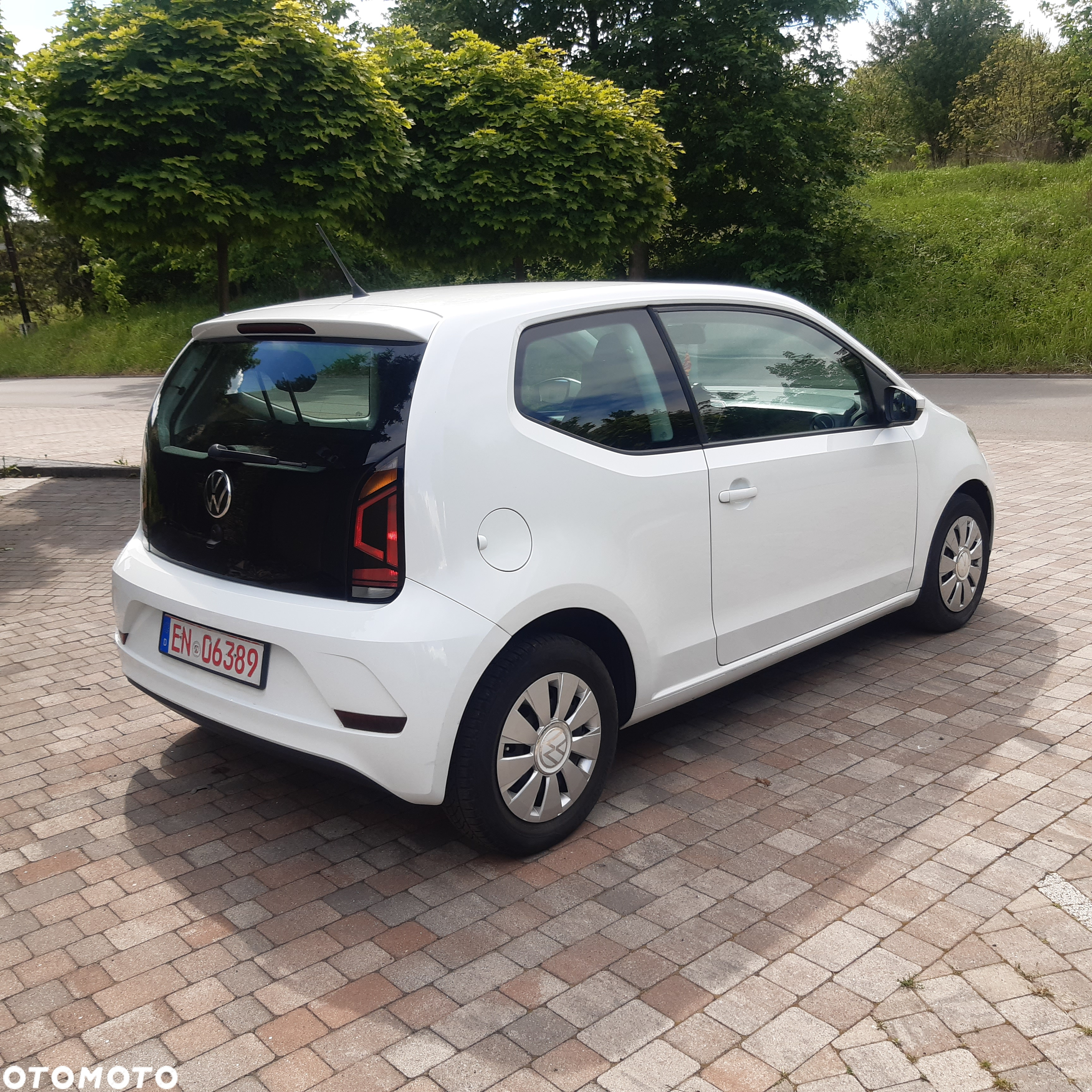 Volkswagen up! 1.0 move - 5