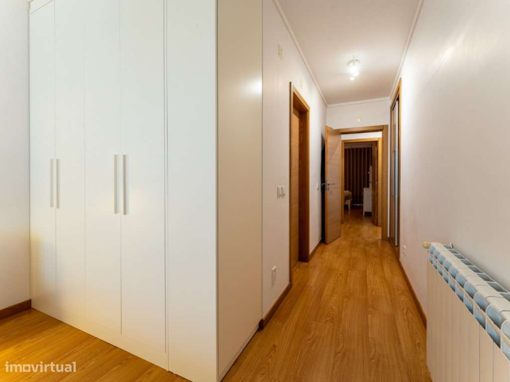 Apartamento T3 no Centro Histórico de Alcobaça-18