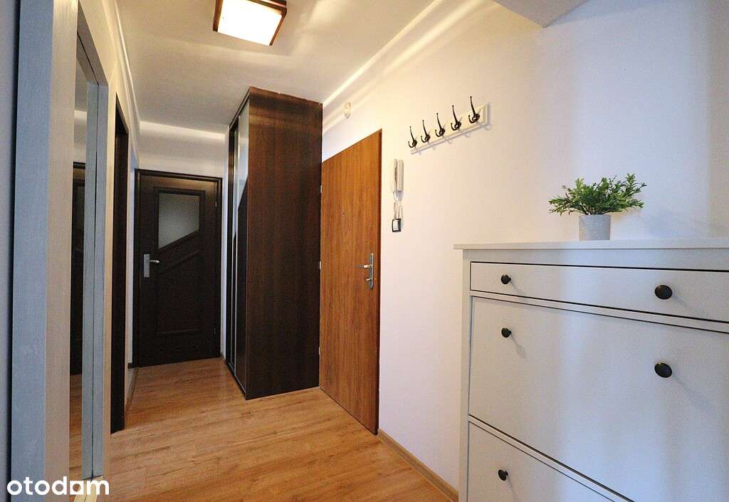 2 pok. i osobna kuchnia, loggia, zadbane-8