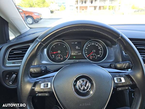 Volkswagen Golf 1.6 TDI Comfortline - 12