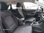 Hyundai I30 1.5 DPI Classic + - 17