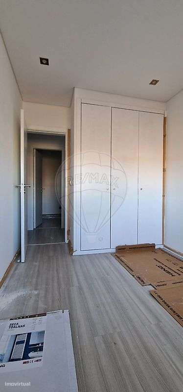 Apartamento T2 para arrendamento - Grande imagem: 2/4