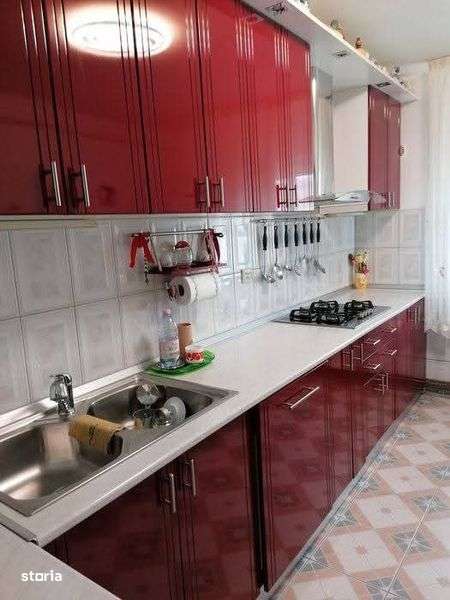 Apartament 3 camere etjul 3 - Imagine principală: 4/8