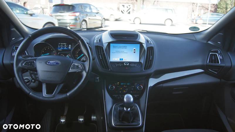 Ford Kuga 1.5 EcoBoost FWD ST-Line ASS - 17