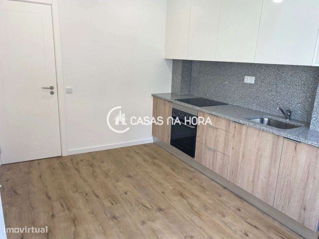 Apartamento T2 Totalmente Remodelado em Cacilhas - Grande imagem: 5/25