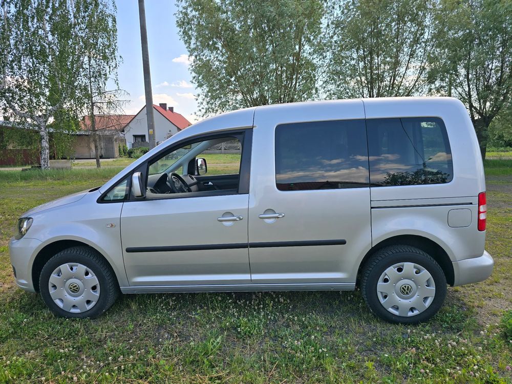 Volkswagen Caddy III Trendline DSG 2013