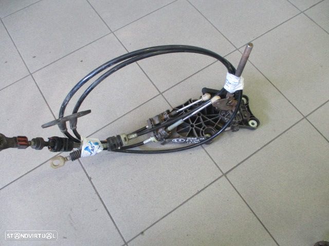 Peça - Selector De Velocidades 060328061021 Ford Fiesta 2006 1.6Tdc