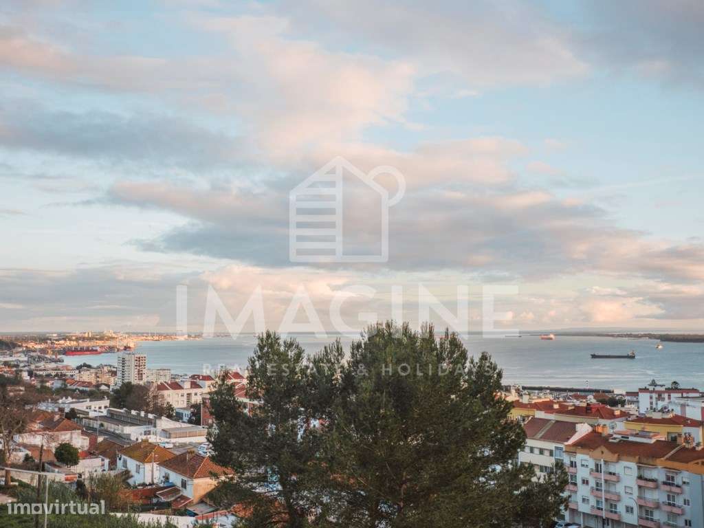 Apartamento T2 (3 assoalhadas) com terraço e magnífica vista para o...-11