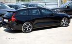 Volvo V60 T8 AWD Plug-In Hybrid R-Design - 36