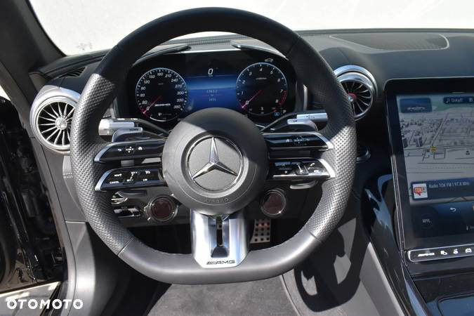 Mercedes-Benz SL AMG 63 4-Matic+ - 16