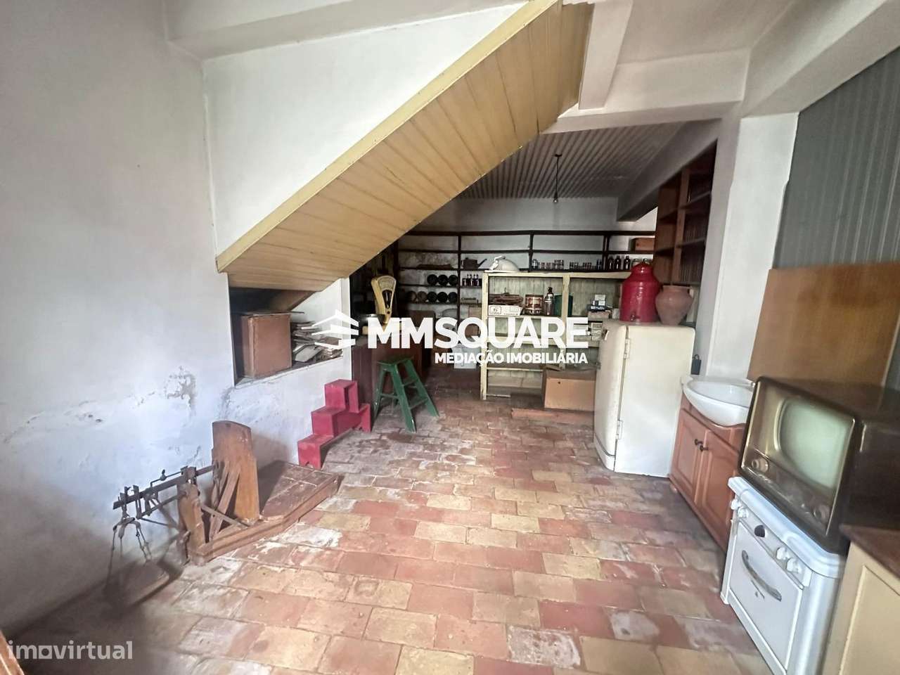 Moradia para Restaurar T5 Venda em Ourique,Ourique-11