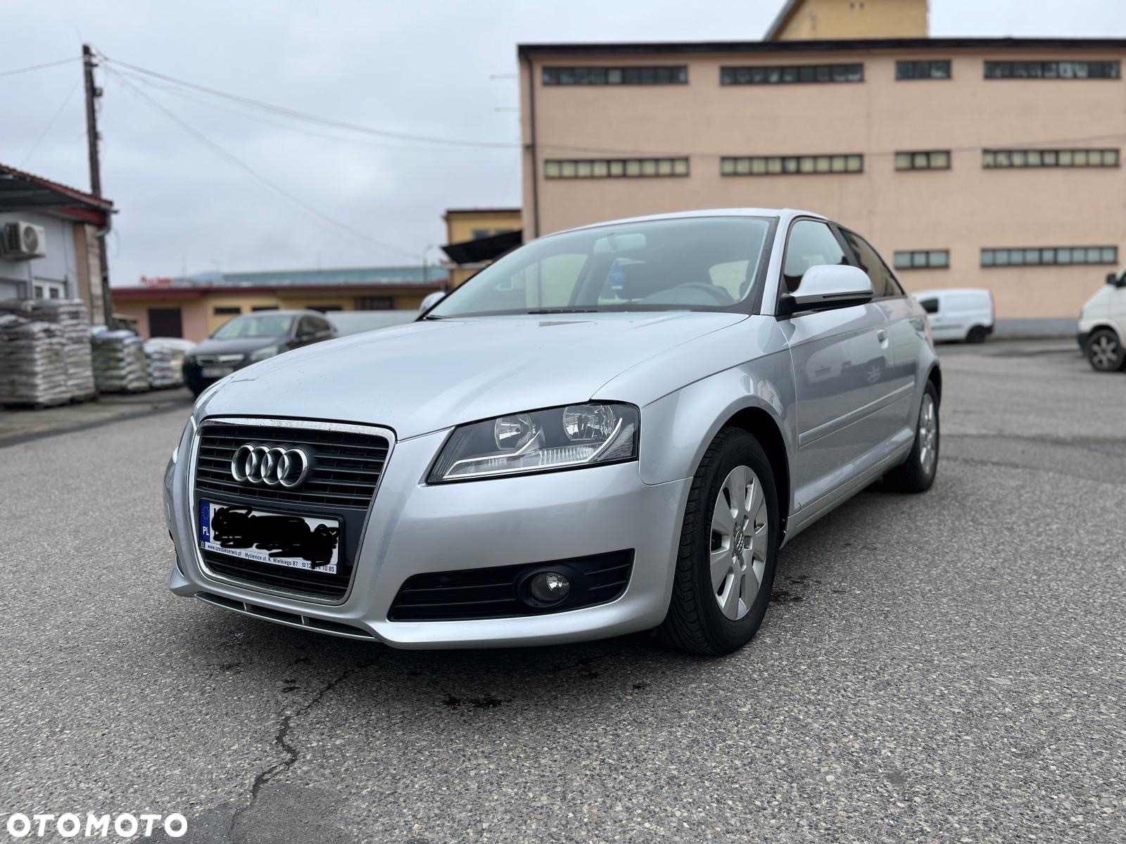 Audi A3 1.6 TDI DPF Attraction - 9