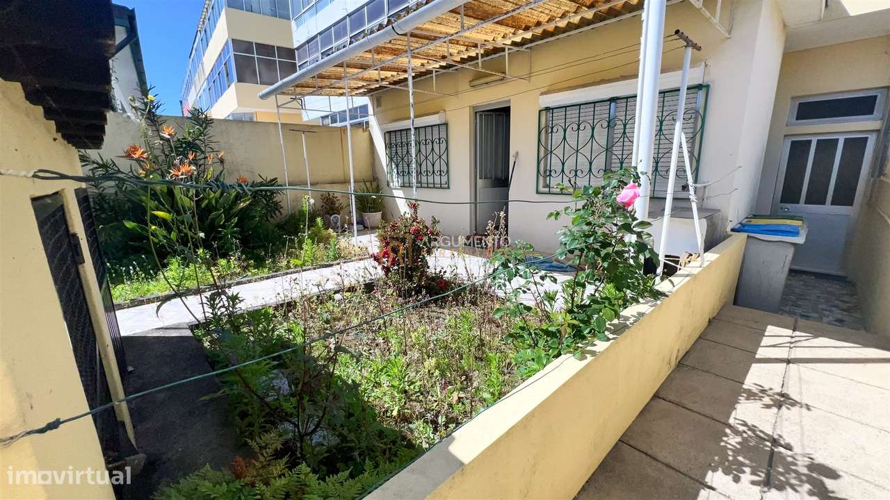 Andar Moradia T2 Venda em Cidade da Maia,Maia-15