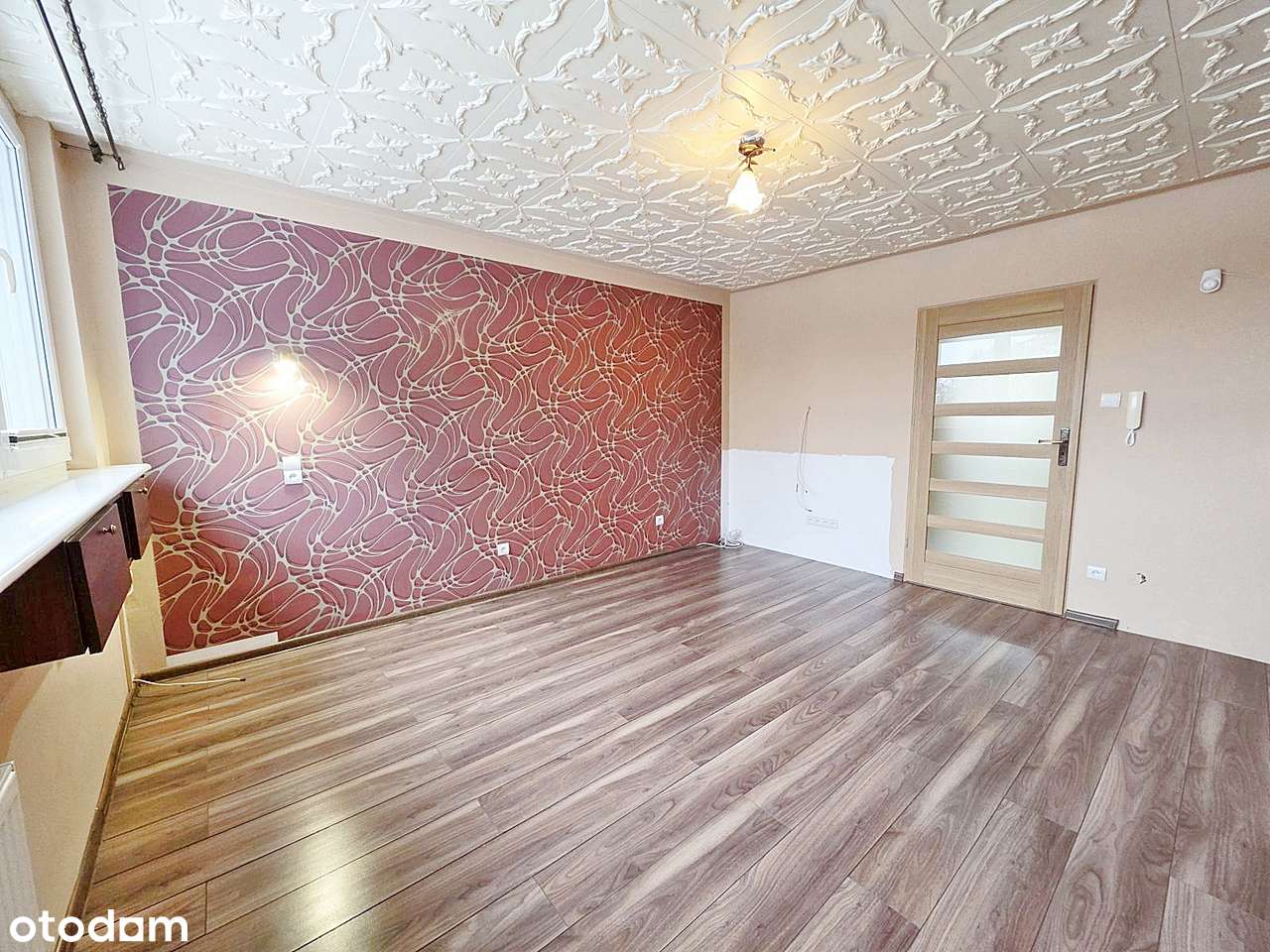 2-pokojowe, balkon, meble w kuchni oraz 2 szafy, ul. Kolejowa-6