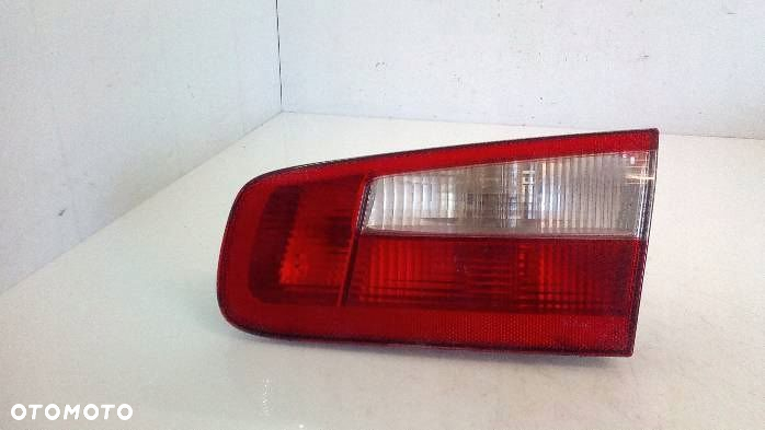 Lampa prawa tylna klapa hb Renault Laguna II - 8