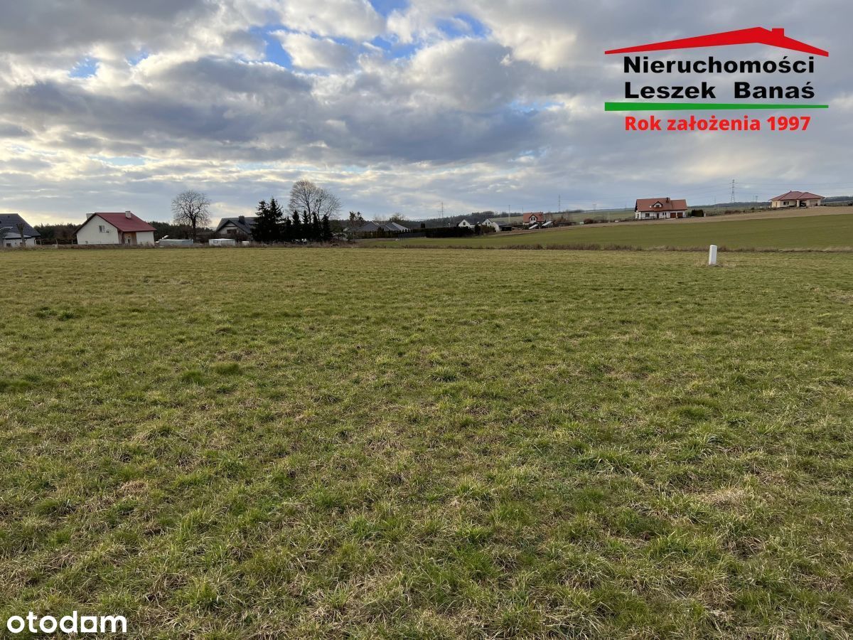 Pokrzywno uzbrojona działka budowlana 1830m2