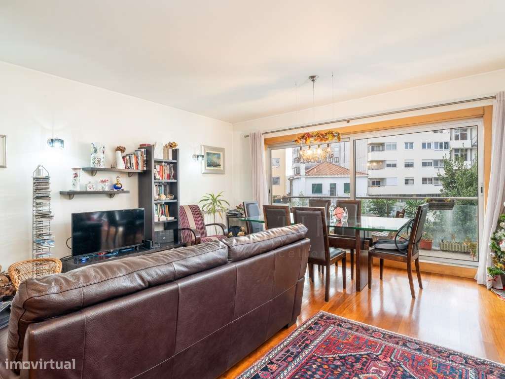 T2 PREMIUM À ROTUNDA DA BOAVISTA - Grande imagem: 1/59