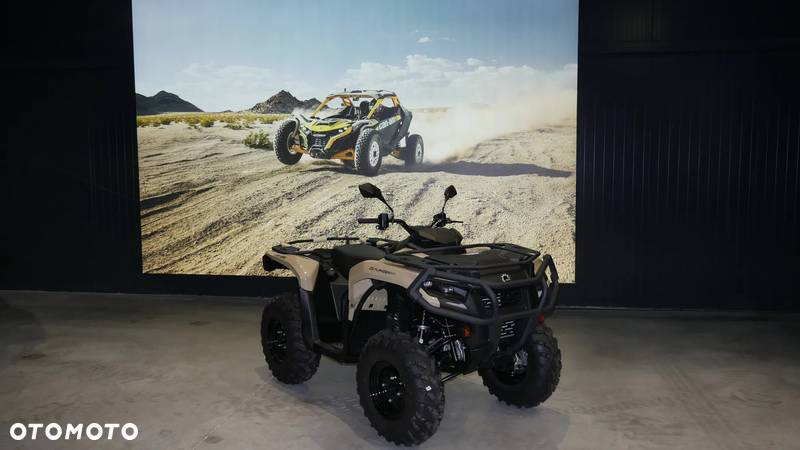 Can-Am Outlander - 1