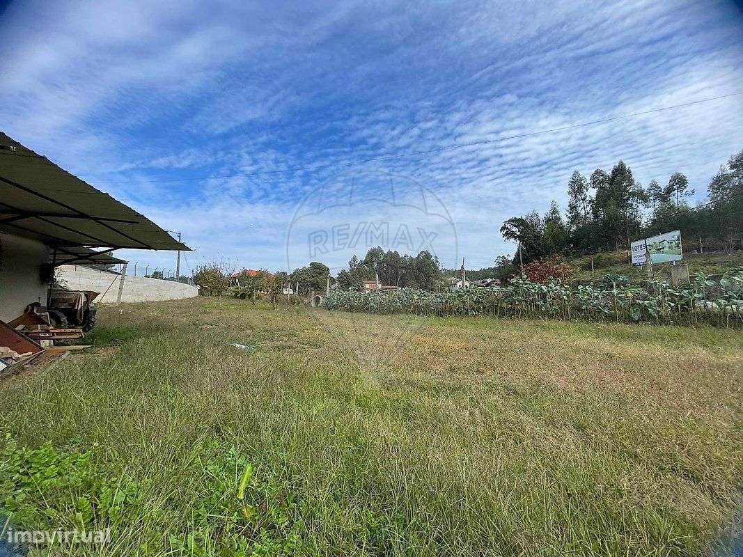 Terreno para construção localizado em Arcozelo, Vila Verde. - Grande imagem: 4/11