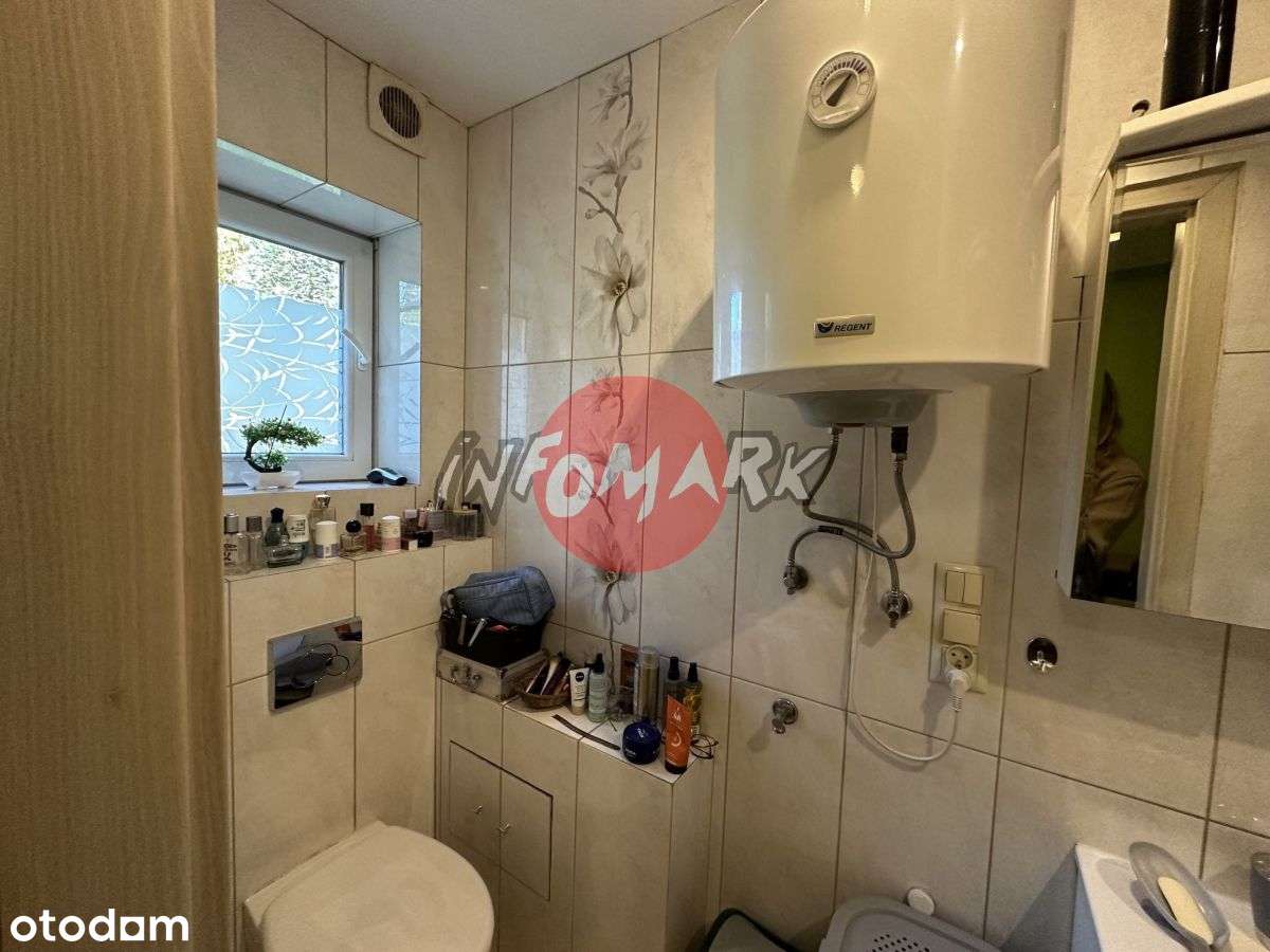 Sprzedamy w Rybniku Dom Z Dużą Działką-17