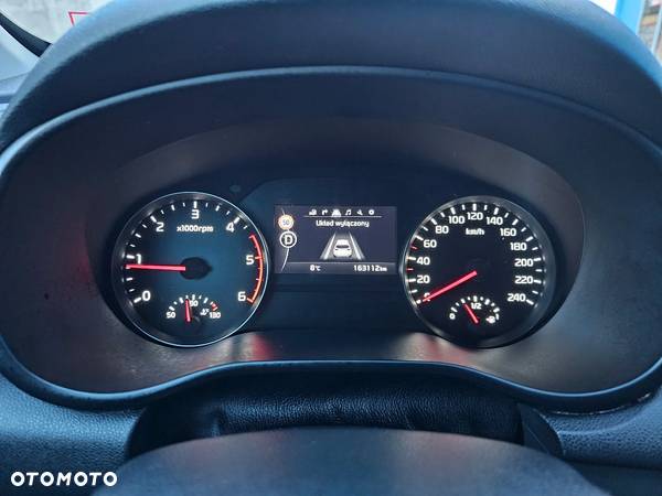 Kia Sportage 2,0 CRDI AWD Platinum - 26