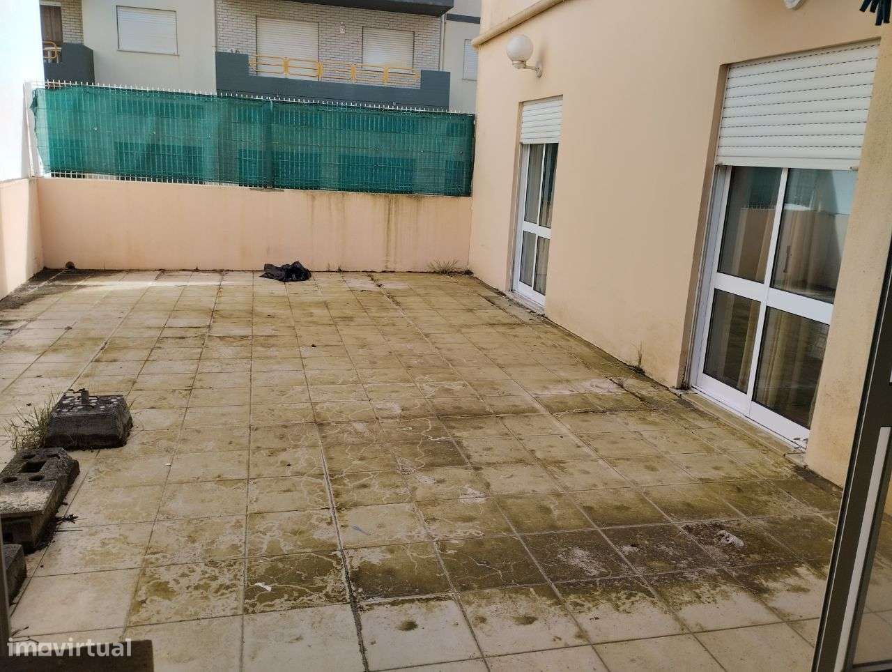 Arrendamento de Apartamento T3 c/ Garagem Individual – MOBILADO - Grande imagem: 3/18