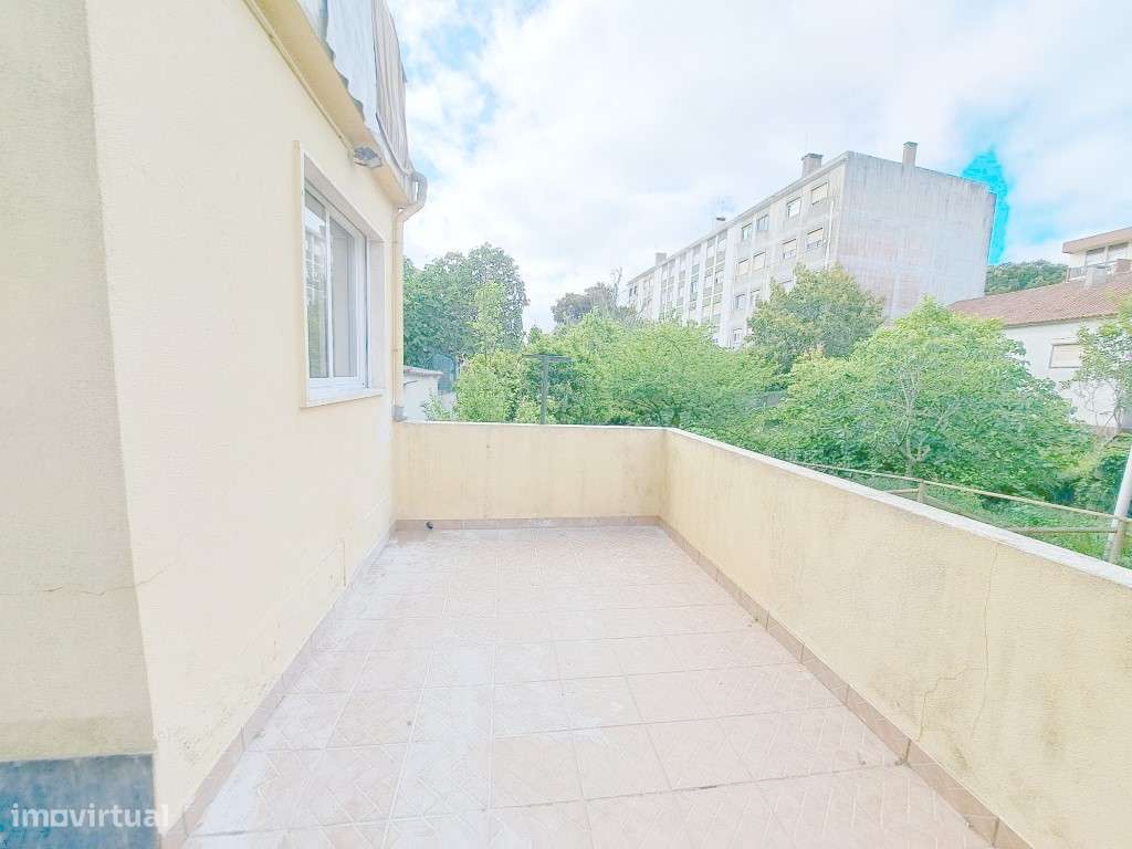Apartamento T2 com pátio para venda em Algueirão-Mem Martins - Sint...-20