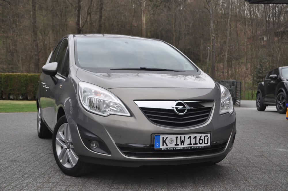 Opel Meriva II 1.4 Design Edition 2011