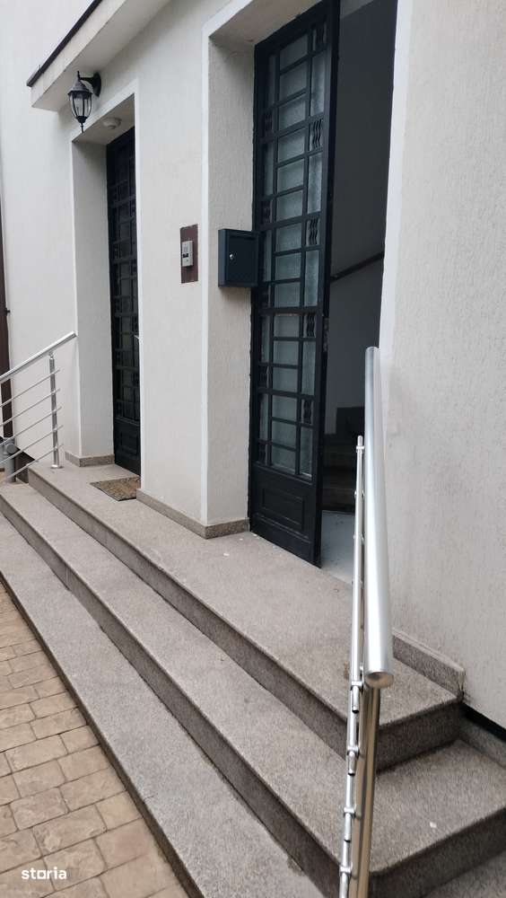 Vind casa ultracentrala Calea Victoriei, renovata 2025-12