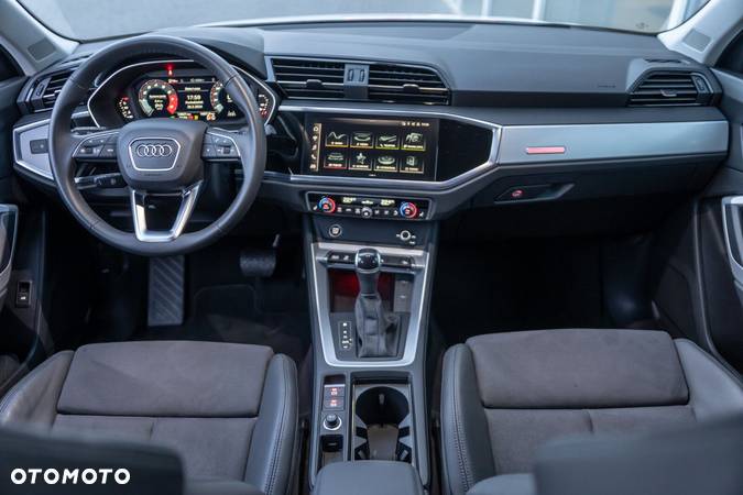 Audi Q3 Sportback - 16