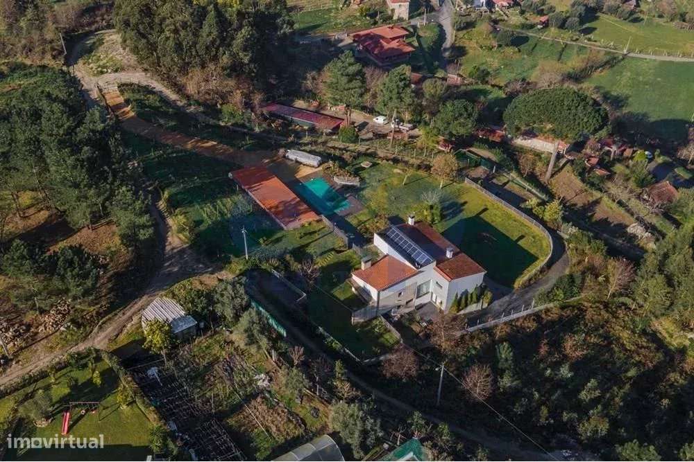 Venda Moradia V4 com Piscina, Anexo e Vinha, Ponte de Lima - Grande imagem: 5/41