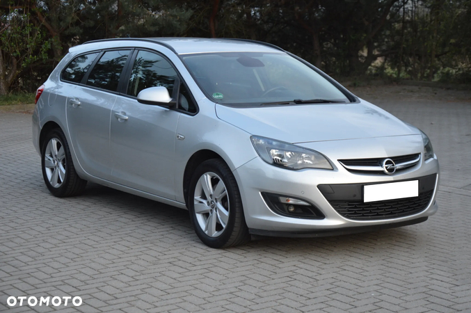 Opel Astra 1.6 D (CDTI) Start/Stop Sports Tourer Innovation - 10