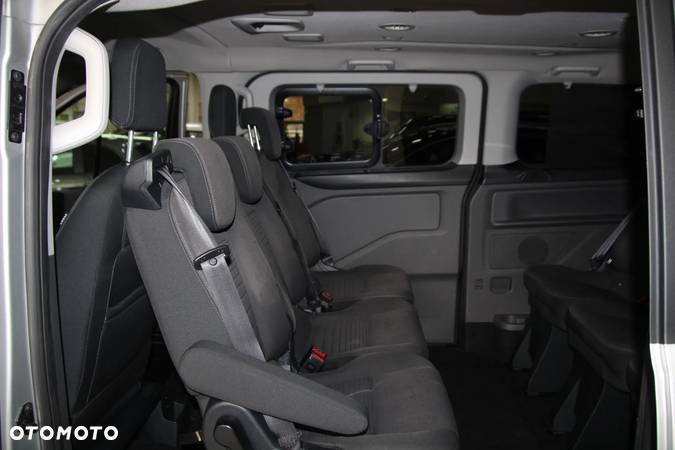 Ford Tourneo Custom 2.0 TDCi L2 Titanium SelectShift - 20