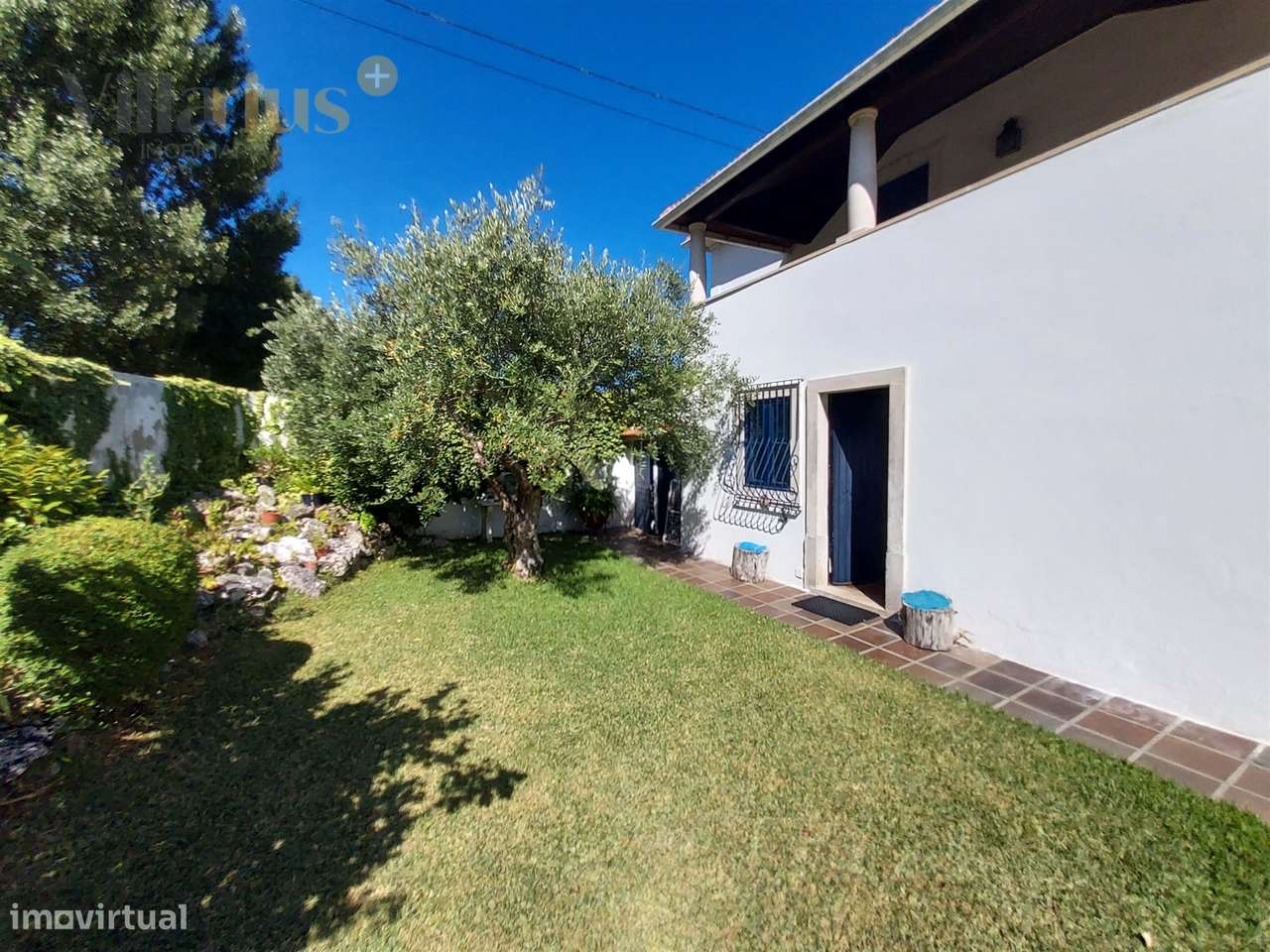 Moradia T4 senhorial c/ terreno entre Tomar e Fátima-7