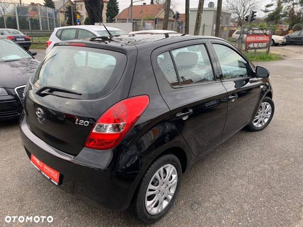 Hyundai i20 1.2 Classic - 10