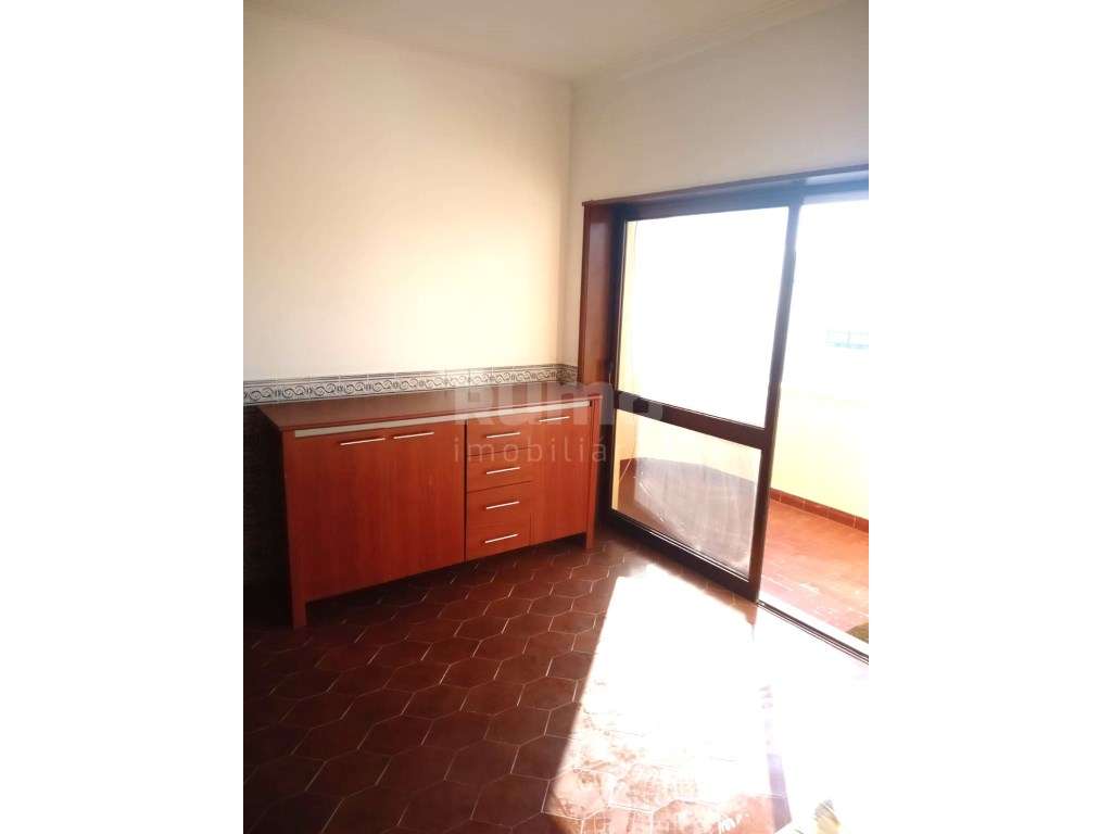 Apartamento T1 Mobilado e Equipado - Grande imagem: 2/13