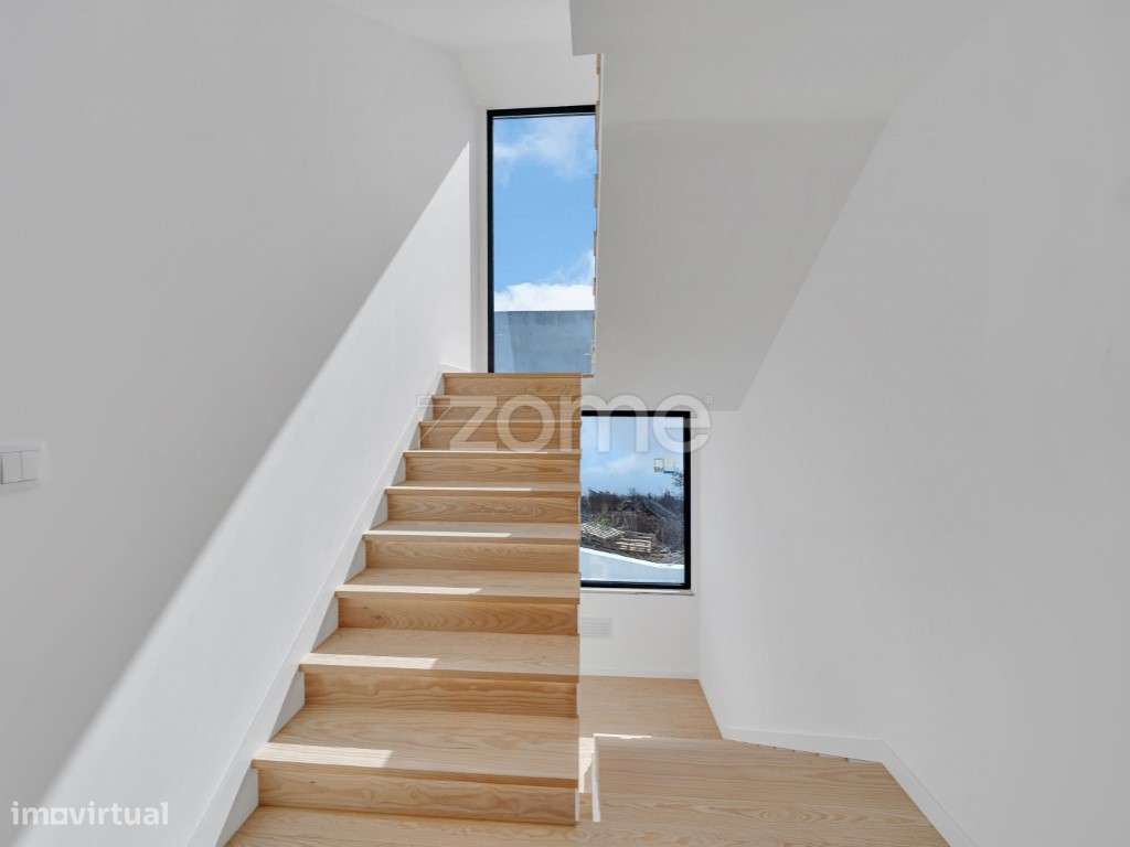 Moradia T6 Famões-26