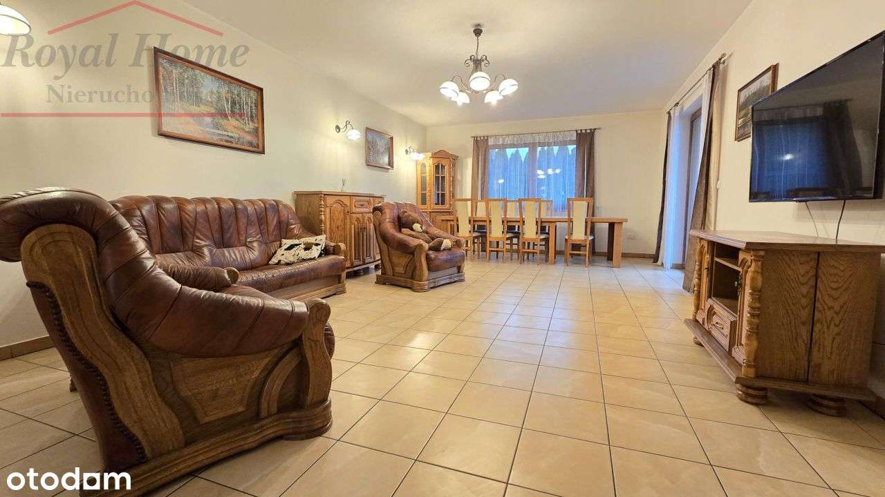 Przestronny, b. ładny, zadbany wolnostojący dom.-3